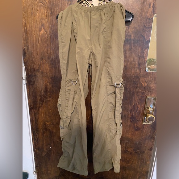 Pac Sun Cargo Pants - Picture 3 of 3